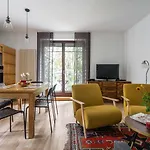 Sanhaus - Grand - Z Balkonem I Parkingiem 300 M Od Plazy דירה